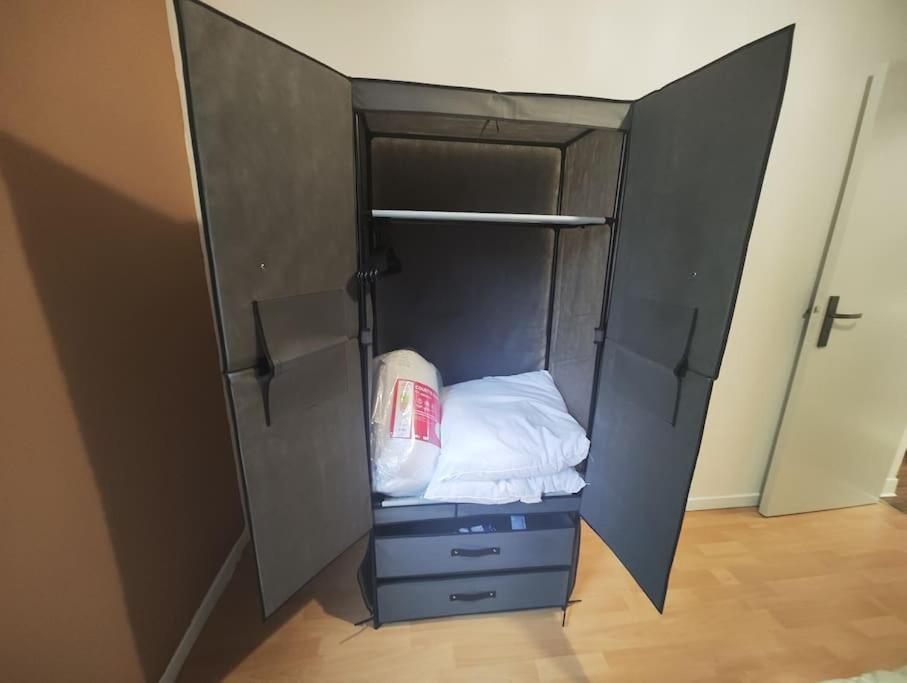 Comfortable T2 Apartment In Neudorf, 斯特拉斯堡 外观 照片