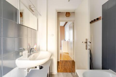 Comfortable T2 Apartment In Neudorf, 斯特拉斯堡 外观 照片